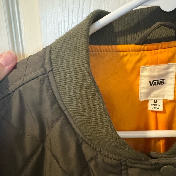 Women’s Vans Olive Green Quilted Jacket Md - Picture 4 of 8